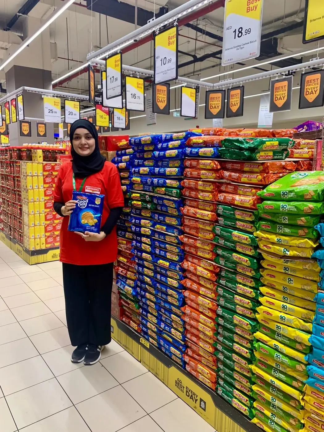 Britannia promoter beside a biscuit display (3)