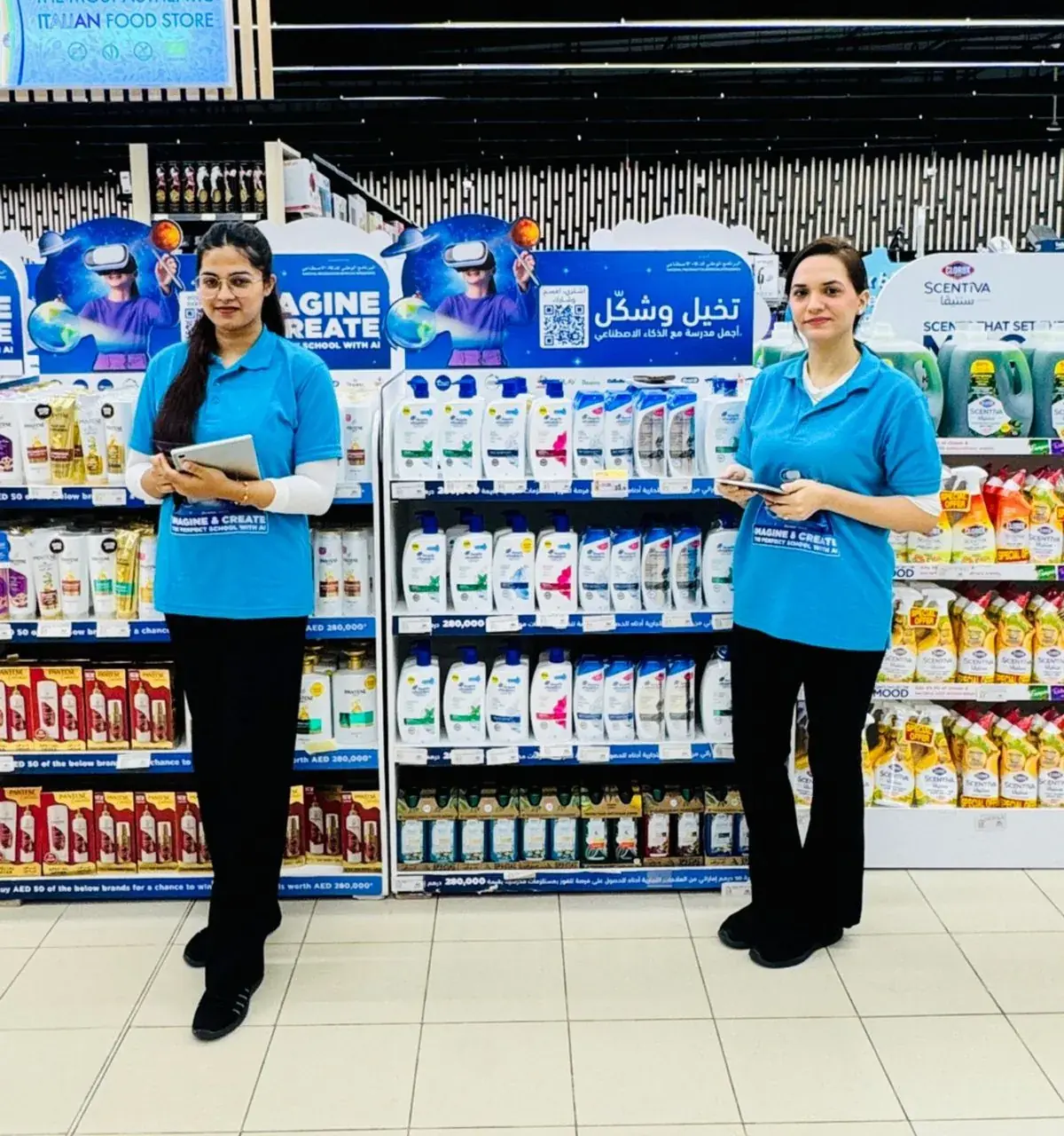 P&G promoter in a supermarket aisle (5)